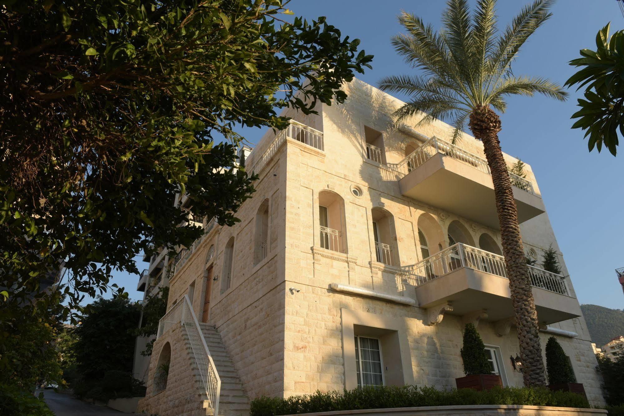 Luxor Hotel Joünié Exterior foto